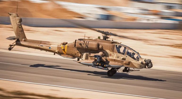 Foto inicialmente publicada pela Força Aérea mostra dois tipos de míssil Hellfire