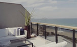 Mas, confusões à parte, o apartamento de 509 m² fica no condomínio de alto luxo Waterways, com vista privilegiada para o mar da praia da Barra da Tijuca