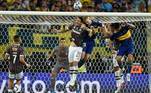 No segundo tempo da prorrogação, o Boca Juniors pressionou o Fluminense, mas sem conseguir uma chance real de gol