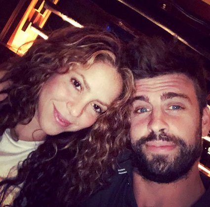 Após 12 anos de convivência, Shakira e Piqué emitiram um comunicado conjunto pedindo respeito à privacidade. 