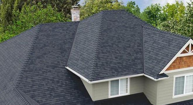 Aposte no telhado shingle