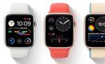 Apple Watch SE. Outro modelo de relógio inteligente da marca lançado este ano, o Apple Watch SE está posicionado entre o Apple Watch Series 5 e o Apple Watch Series 6. Em termos de recursos esportivos, o aparelho conta com notificações de frequência cardíaca e detecção de queda, que pode ser útil para familiares de usuários mais idosos ou com problemas de saúde para serem alertados em caso de um acidente