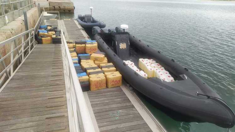 A Marinha e a Autoridade Marítima apreenderam até agora em 2023 mais de 27 toneladas de haxixe e detiveram 20 embarcações, segundo seus próprios dados