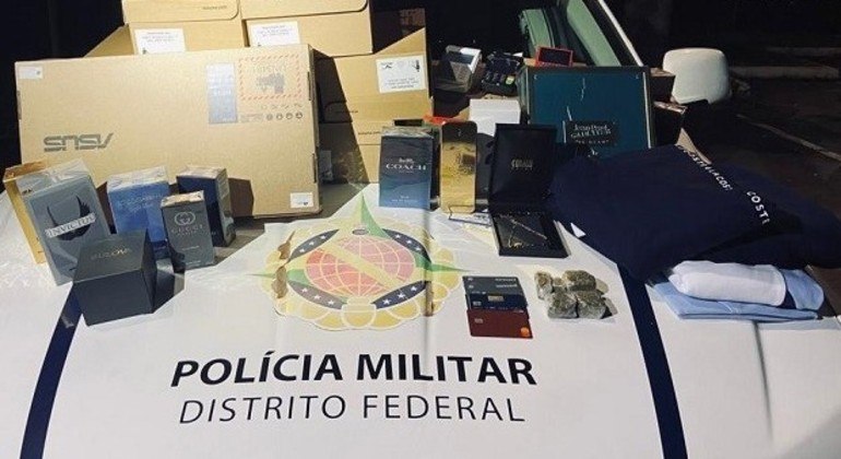 Itens adquiridos por meio de fraude foram apreendidos pela Polícia Militar do Distrito Federal