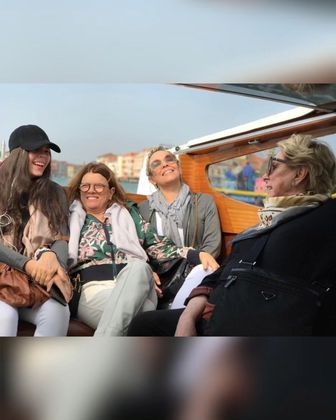 Aracy era madrinha de Antonia, filha de Gogoia e da diretora artística Denise SaraceniLeia também: Miguel Falabella e mais famosos lamentam a morte de Aracy Balabanian