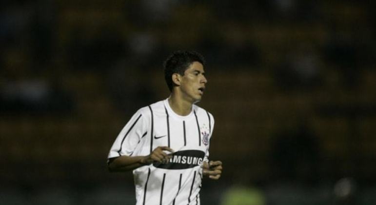 Arce - atacante - 36 anos - Jogou pelo clube apenas em 2007. Atualmente defende o Always Ready, da Bolívia.