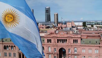 Parece, mas não é! Argentina enfrenta presidente polêmico (Agustin Marcarian/Reuters - 15.11.2023)