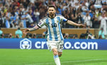 É o artilheiro da Copa de 2022! Com o gol, Messi ultrapassou Mbappé e agora tem 6 gols na conta nesse Mundial