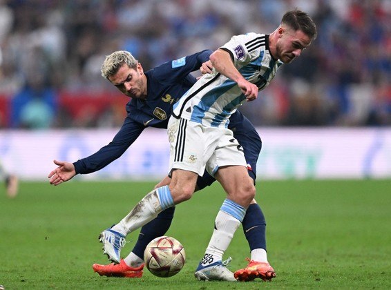 A Argentina continua a dominar a partida no Lusail
