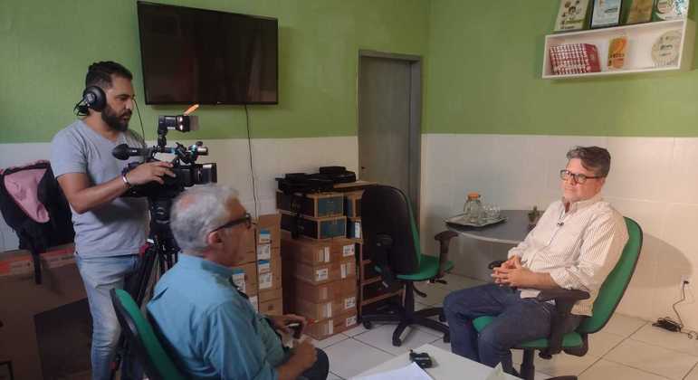 Em Sobral, no Ceará,  o repórter Ari Peixoto