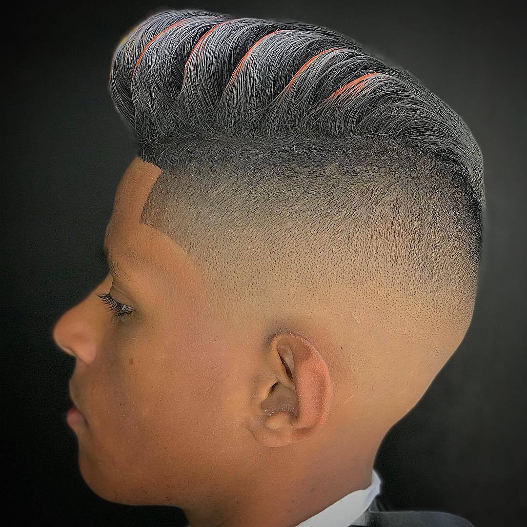 Ariel Barbeiro: O Ex-Presidiário Que Faz Sucesso Ao Blindar Cabelos Em Sp - Fotos - R7 Hora 7