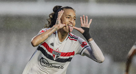 Após 6 meses sem perder, Corinthians leva virada diante do São Paulo na  final do Paulista Feminino - A Crítica de Campo Grande