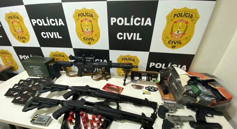 Armas foram apreendidas pela Polícia Civil do Distrito Federal