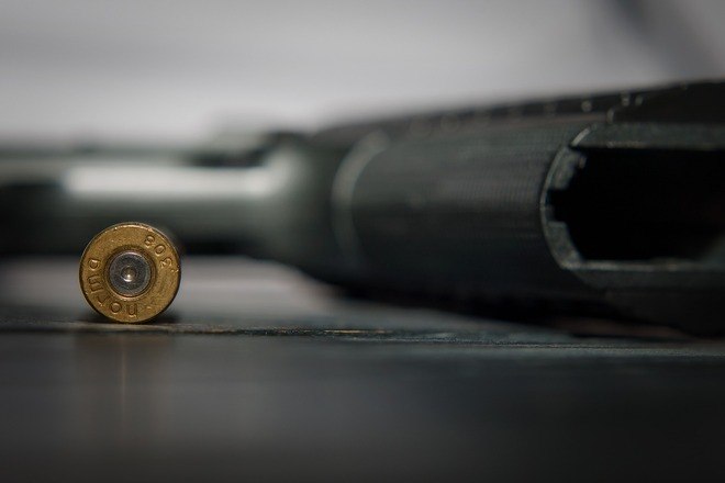 ViolÃªncia nas grandes cidades e a questÃ£o de seguranÃ§a pÃºblica estÃ¡ sempre presente nos debates sociais. Vale refletir sobre as milÃ­cias e tambÃ©m sobre a questÃ£o do trÃ¡fico de drogas