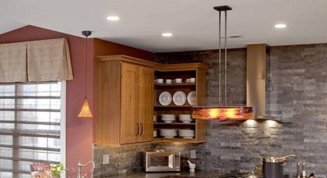 Armário de madeira com formato em l