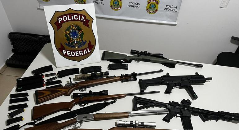 Armas apreendidas com participantes de atos antidemocráticos em Santa Catarina