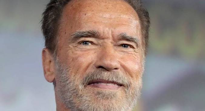 Arnold Schwarzenegger machucou a perna e não pôde ir
