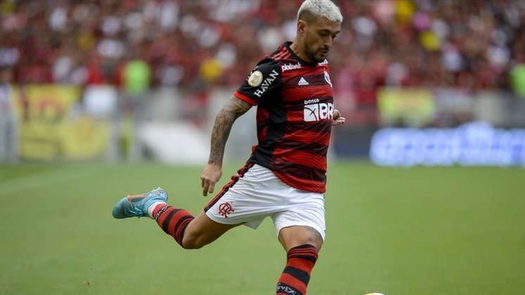 3º Arrascaeta (28 anos) - Posição: meia - Clube: Flamengo - Valor de mercado: 17 milhões de euros (R$ 89 milhões)