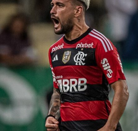 Arrascaeta: segue sendo um dos pilares no meio do Flamengo. Foto: Paula Reis/Flamengo