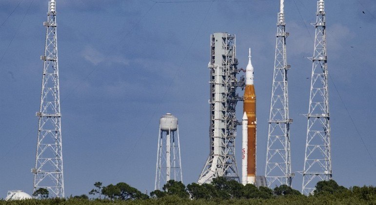 La NASA protege cohete que iría a la luna – Noticias