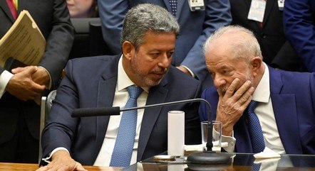 Arthur Lira e Lula na cerimônia de posse presidencial