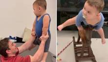 Com apenas 1 ano, filho de Arthur Zanetti esbanja talento e fofura ao brincar de ginástica artística 