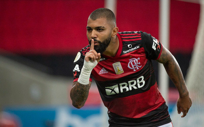 Artilheiro do Brasil no ano passado, Gabigol possui 17 gols em 28 jogos, enfrentou uma grave lesão em 2020 e não vive bom momento no Flamengo, anotando grande parte dos seus gols no campeonato estadual.