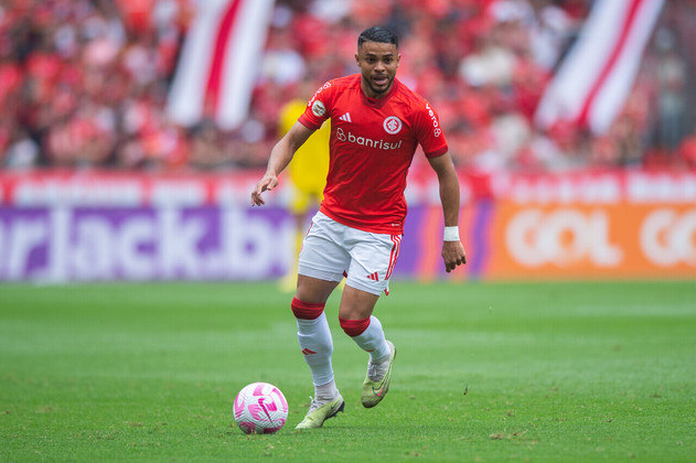 Wanderson (Internacional)Gols: 7Depois de Valencia, o ponta-direita é o segundo artilheiro do Inter na competição. Ele cresceu de produção a partir da chegada de Coudet e foi um dos destaques da reta final da equipe