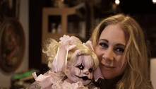 Artista é acusada de usar crânio humano para fazer boneca infantil e vendê-la online