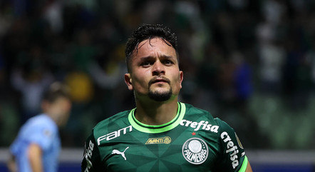 Artur só jogou um dos últimos cinco jogos do Palmeiras e entrou no último minuto da partida