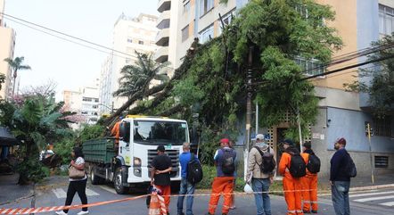 Prefeitura, Enel e CET estão no local