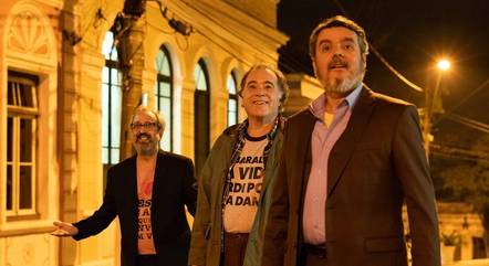Ary França, Tony Ramos e Cássio Gabus Mendes em cena de “45 do Segundo Tempo”