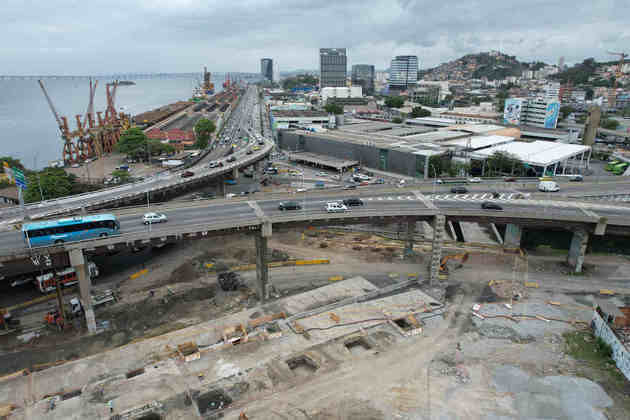 As obras do Terminal Intermodal Gentileza, o Porto Maravilha, as vias e a Rodoviária Novo Rio: o terreno do Gasômetro está localizado em área estratégica.