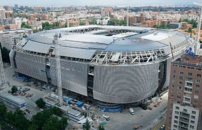 As obras para a reforma começaram em junho de 2019, com o foco na modernização da parte estrutural do estádio.