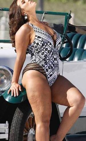 Ashley brilha em nova campanha