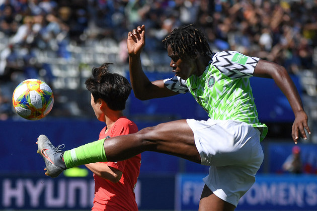 Da Nigéria, Asisat Oshoala é veterana em Mundiais. A competição de 2023 será a terceira na carreira da atacante. Atuando pelo Barcelona, ela foi campeã da Liga das Campeãs de 2021 e 2023. Oshoala é um verdadeiro destaque do futebol africano e foi eleita cinco vezes como melhor jogadora do continente