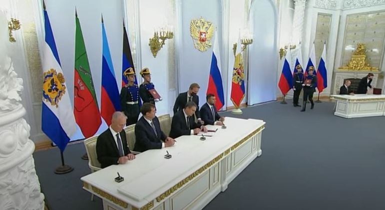 Rússia formaliza anexação de quatro regiões ucranianas