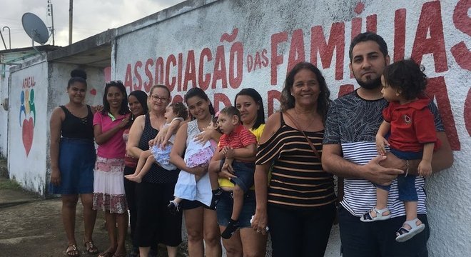 Associação de famílias de crianças com síndrome congênita da Zika