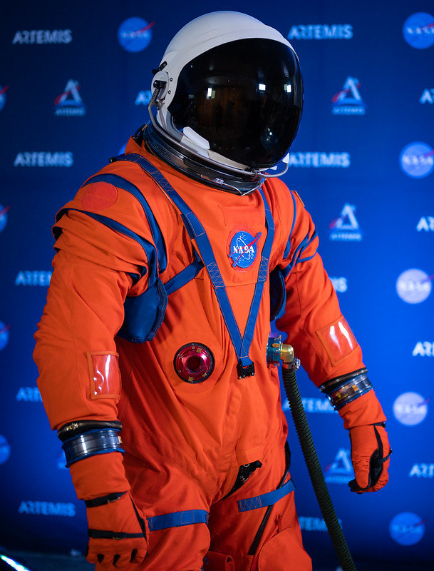 Roupa da nasa com PFAS