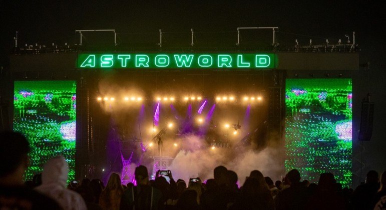 Edição de 2021 do festival Astroworld terminou com oito mortos