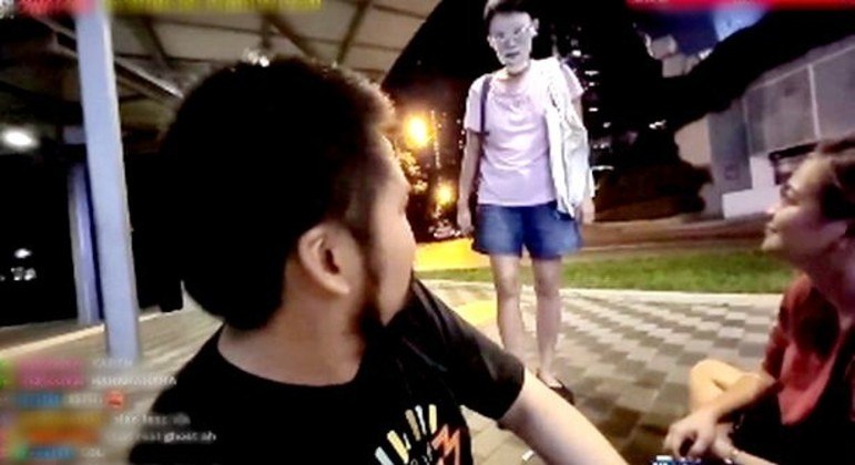 Esta senhora chegou para criar confusão