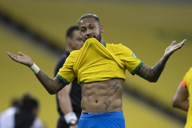 Até aqui, como era de se esperar, o jogador mais participativo em gols foi Neymar. Ele é artilheiro (24) e garçom (27) do Brasil, totalizando 51 participações. Depois, aparecem Gabriel Jesus (29) e Coutinho (22). Ao todo, o Brasil fez 144 gols, uma média de 2,06 por jogo. 