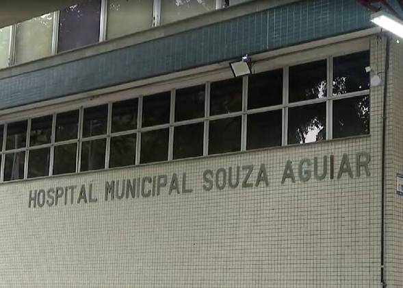 Até esta segunda-feira (31/07), a filha salva pelo personal segue internada em estado grave no Hospital municipal Souza Aguiar.