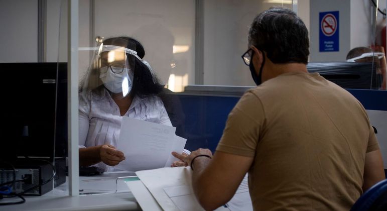 Comprovação de vida está suspensa até o fim de fevereiro por conta da pandemia
