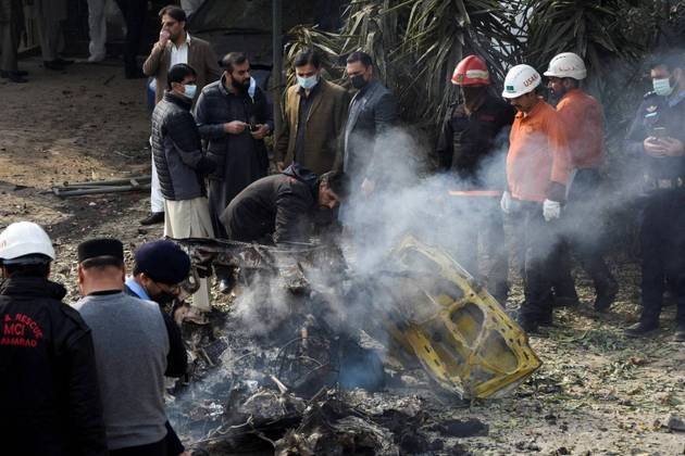 A cidade não era cenário de um ataque do tipo há alguns anos, ao contrário de outras localidades do país, como Lahore e Karachi, que registraram atentados recentemente, assim como zonas de fronteira com o Afeganistão