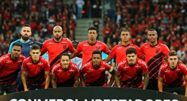 ATHLETICO-PR: sete participações (2000, 2002, 2005, 2014, 2017, 2019 e 2020).