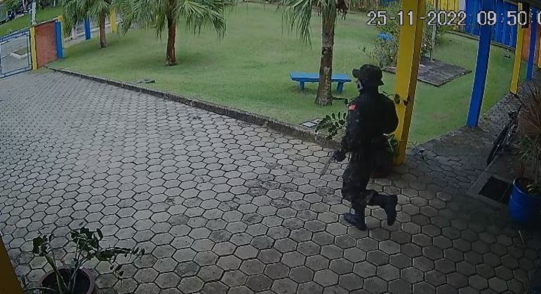 Adolescente simpatizava com ideias nazistas, mas não pertencia a grupos nazistas, diz polícia