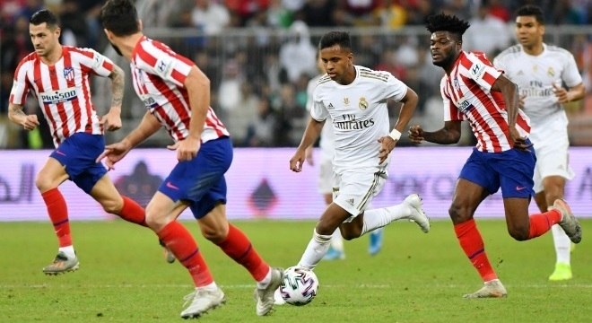 Atlético e Real fizeram o clássico madrilenho na final da Supercopa espanhola