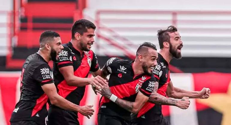 ATLÉTICO-GO: Reapresentações marcadas para os dias 3 e 5 de janeiro e a primeira partida oficial será no dia 26 de janeiro, contra o CRAC, pelo Campeonato Goiano.