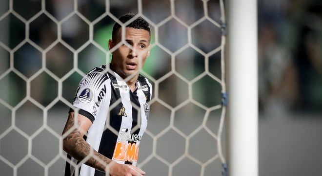 Atlético-MG - Guilherme Arana: Na estreia de Jorge Sampaoli, o lateral-esquerdo Guilherme Arana marcou o gol que fechou a vitória do Galo contra o Villa Nova, por 3 a 1, pelo Mineiro. O jogador foi expulso logo depois